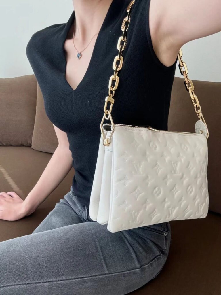Louis vuitton coussin bag photo review
